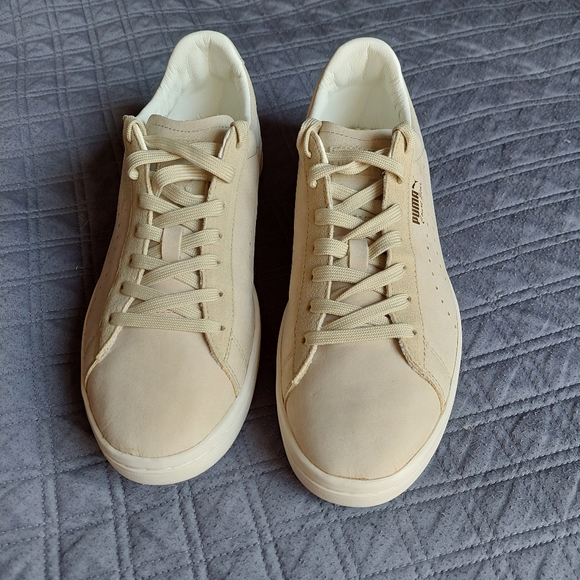 Puma Shoes | Puma Court Star Tan Suede Sneakers Brand New Never Worn Size 9. | Color: Tan | Size: 9 | Kenkwood's Closet